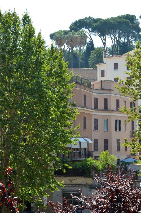 Holiday In Rome Extérieur photo