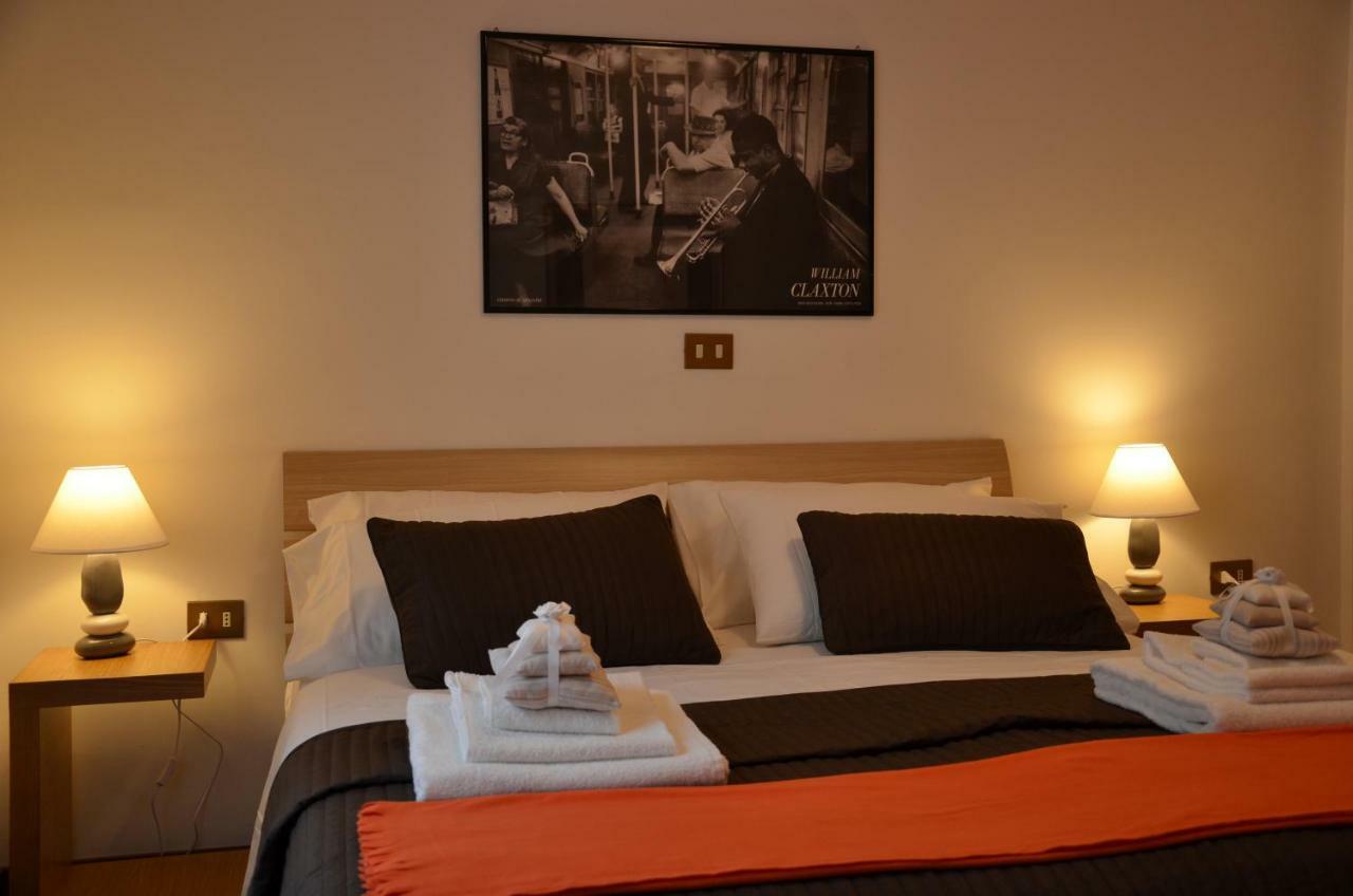 Holiday In Rome Extérieur photo